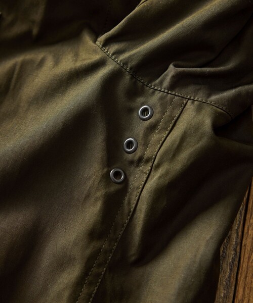 Barbour(バブアー)の「Barbour/バブアー 別注 BEDALE OS Sleeve(ブルゾン・メンズ・グレー/オリーブ/ブラウン/ベージュ/ブラック/ワインレッド・40/38/42)」の12枚目の写真