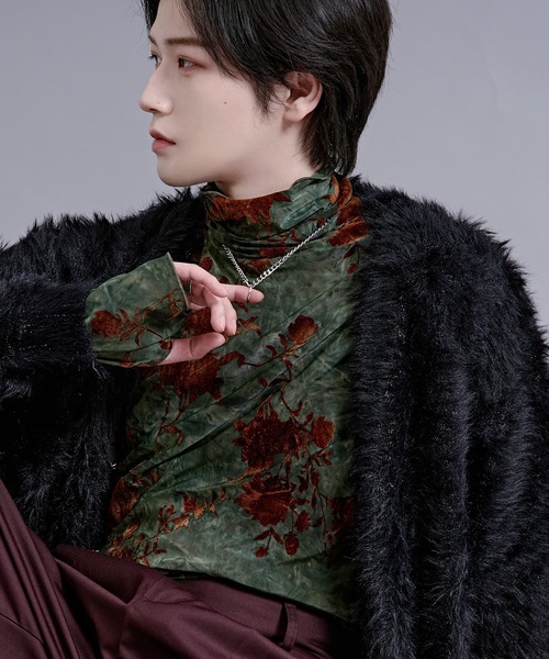 Ellno Loset(エルノロゼット)の「オパールベロアタートルプルオーバー/サムホール付き(Tシャツ/カットソー・メンズ・ブラック/グリーン・MEDIUM/SMALL/LARGE)」の21枚目の写真