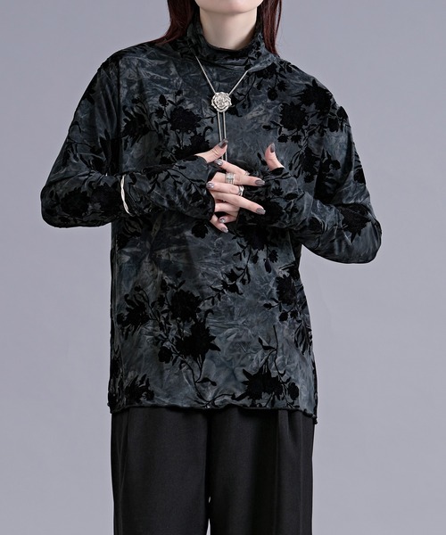 Ellno Loset(エルノロゼット)の「オパールベロアタートルプルオーバー/サムホール付き(Tシャツ/カットソー・メンズ・ブラック/グリーン・MEDIUM/SMALL/LARGE)」の9枚目の写真