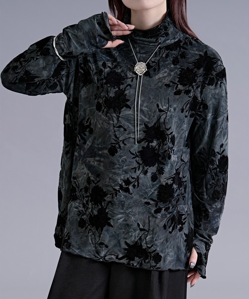 Ellno Loset(エルノロゼット)の「オパールベロアタートルプルオーバー/サムホール付き(Tシャツ/カットソー・メンズ・ブラック/グリーン・MEDIUM/SMALL/LARGE)」の7枚目の写真