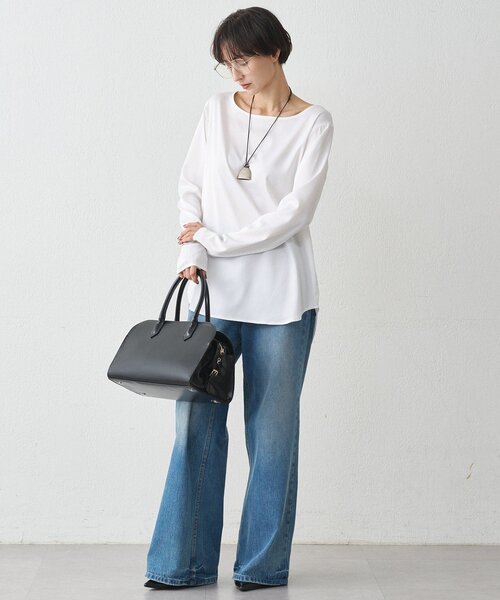 LOUNGEDRESS(ラウンジドレス)の「《WEB限定/レイヤードアイテム》サテンロンTブラウス(シャツ/ブラウス・レディース・オフホワイト/ブラック・FREE)」の6枚目の写真