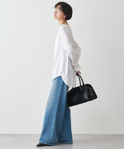 LOUNGEDRESS(ラウンジドレス)の「《WEB限定/レイヤードアイテム》サテンロンTブラウス(シャツ/ブラウス・レディース・オフホワイト/ブラック・FREE)」の7枚目の写真