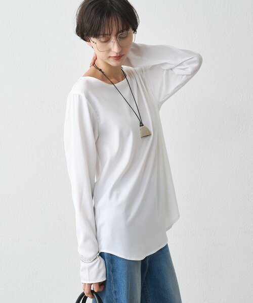 LOUNGEDRESS(ラウンジドレス)の「《WEB限定/レイヤードアイテム》サテンロンTブラウス(シャツ/ブラウス・レディース・オフホワイト/ブラック・FREE)」の14枚目の写真