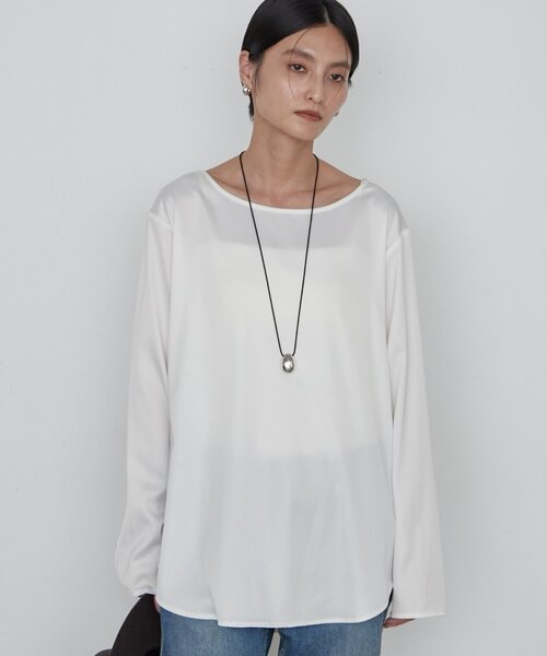 LOUNGEDRESS(ラウンジドレス)の「《WEB限定/レイヤードアイテム》サテンロンTブラウス(シャツ/ブラウス・レディース・オフホワイト/ブラック・FREE)」の3枚目の写真
