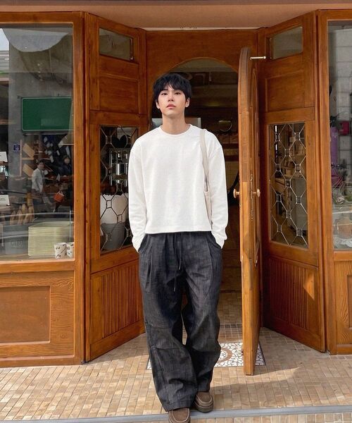 NOMING(ノミング)の「ルーズフィットクロップイージーロングスリーブ - グレー(Tシャツ/カットソー・レディース・グレー・SMALL/MEDIUM/LARGE/X-LARGE)」の11枚目の写真