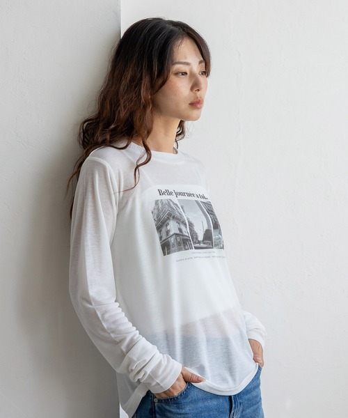 VitaFelice（ヴィータフェリーチェ）の「フォトプリントシアートップス（Tシャツ/カットソー・レディース・ブラック/オフホワイト・FREE）」の14枚目の写真
