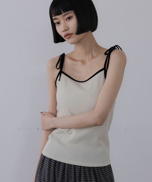 LOWRYS FARM(ローリーズファーム)の「リボンツキカップキャミ 1067152(キャミソール・レディース・ホワイト/アイボリー/ブラック・FREE)」の2枚目の写真