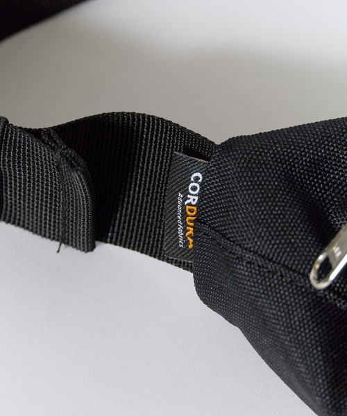 Overland（オーバーランド）の「WAIST BAG（ボディバッグ/ウエストポーチ・メンズ・ブラック/パープル系その他/グレー系その他・FREE）」の17枚目の写真
