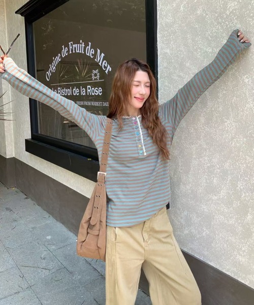 AsRiRe(アスリレイ)の「26aw カラフルボタンレースヘンリーネックボーダーロングTシャツ(Tシャツ/カットソー・レディース・パープル/グリーン/パープル系その他・M)」の8枚目の写真