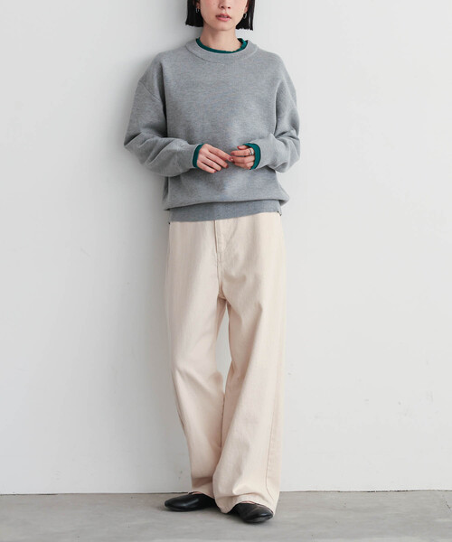 for/c(フォーシー)の「スウェットライクバイカラートップス【サスティナブル】(ニット/セーター・レディース・ネイビー/アイボリー/グレー/ブラック・M/L/LL)」の19枚目の写真