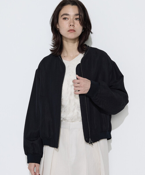 K.T KIYOKO TAKASE(キヨコタカセ)の「リネンウール MA-1ブルゾン(ブルゾン・レディース・アイボリー/ブラック・9号)」の21枚目の写真