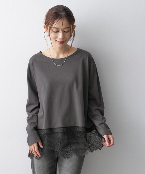 UNTITLED(アンタイトル)の「レースドッキングプルオーバー(Tシャツ/カットソー・レディース・オフホワイト/ブラック/チャコールグレー・44/04/00/48/02/50)」の9枚目の写真