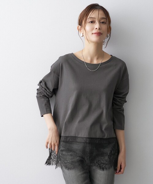 UNTITLED(アンタイトル)の「レースドッキングプルオーバー(Tシャツ/カットソー・レディース・オフホワイト/ブラック/チャコールグレー・44/04/00/48/02/50)」の10枚目の写真