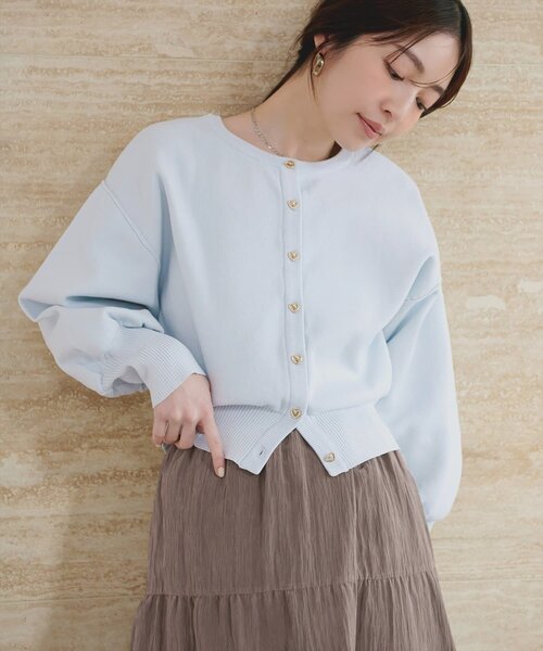 natural couture（ナチュラルクチュール）の「お家で洗えるちびハート釦カーディガン（カーディガン/ボレロ・レディース・ブラック/チャコールグレー/オフホワイト/サックスブルー/ピンク/モカ/ボルドー・FREE）」の5枚目の写真