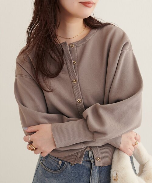 natural couture（ナチュラルクチュール）の「お家で洗えるちびハート釦カーディガン（カーディガン/ボレロ・レディース・ブラック/チャコールグレー/オフホワイト/サックスブルー/ピンク/モカ/ボルドー・FREE）」の19枚目の写真