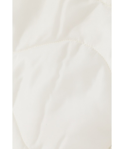 YLEVE（イレーヴ）の「LAVENHAM × YLEVE / ZIPPED GILET（ブルゾン・メンズ・ホワイト・5/4）」の2枚目の写真