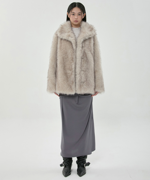 FLAREUP(フレアアップ)の「Miya ファージャケット (FL-063_Ash Beige)(ムートンコート・レディース・ベージュ・1/2)」の2枚目の写真