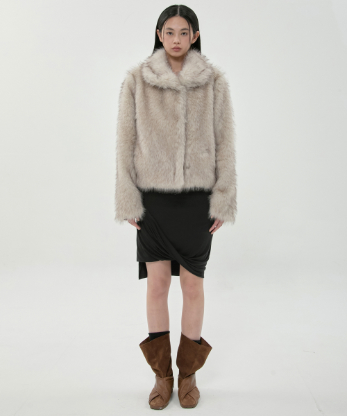 FLAREUP(フレアアップ)の「Miya ファージャケット (FL-063_Ash Beige)(ムートンコート・レディース・ベージュ・1/2)」の5枚目の写真