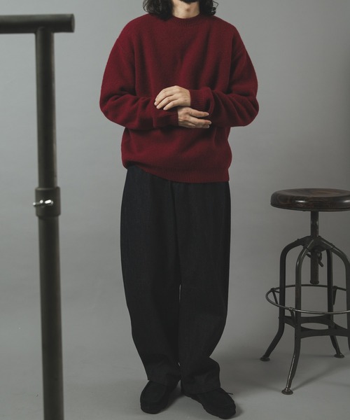 ITEMS URBANRESEARCH(アイテムズ アーバンリサーチ)の「タスマニア メリノウール100 クルーネックニット(ニット/セーター・メンズ・チャコールグレー/ブルー/バーガンディー/マスタード/ベージュ/ホワイト・LARGE/MEDIUM)」の7枚目の写真