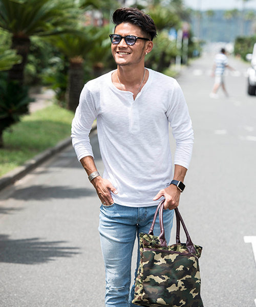 SILVER BULLET（シルバーバレット）の「『CavariA/キャバリア』スラブニット無地ヘンリーネック長袖Tシャツ（Tシャツ/カットソー・メンズ・グレー/ベージュ/ネイビー/ブラック/カーキ/ライトピンク/ホワイト・L/LL/M）」の13枚目の写真