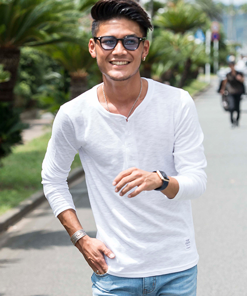 SILVER BULLET（シルバーバレット）の「『CavariA/キャバリア』スラブニット無地ヘンリーネック長袖Tシャツ（Tシャツ/カットソー・メンズ・グレー/ベージュ/ネイビー/ブラック/カーキ/ライトピンク/ホワイト・L/LL/M）」の11枚目の写真