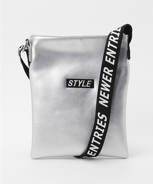 WEGO（ウィゴー）の「WEGO/ロゴテープショルダーバッグ（ショルダーバッグ・レディース・ブラック/ピンク系その他/ホワイト/シルバー/ブルー・FREE）」の5枚目の写真