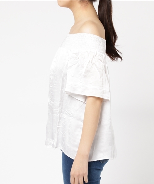 Denim & Supply Ralph Lauren（デニムアンドサプライラルフローレン）の「サテン オフザショルダー トップ（Tシャツ/カットソー・レディース・ホワイト・X-SMALL/SMALL/MEDIUM）」の6枚目の写真
