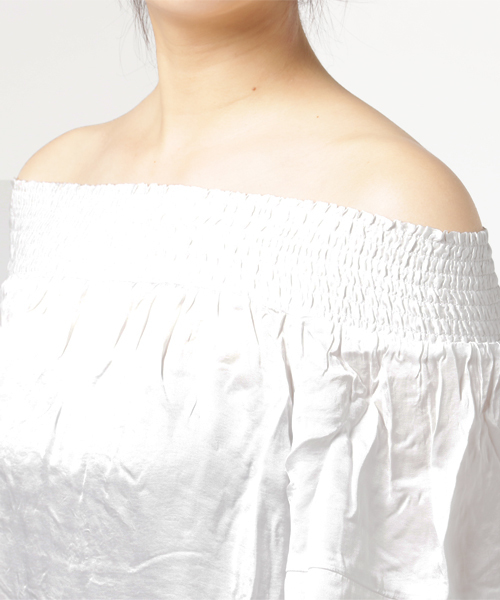 Denim & Supply Ralph Lauren（デニムアンドサプライラルフローレン）の「サテン オフザショルダー トップ（Tシャツ/カットソー・レディース・ホワイト・X-SMALL/SMALL/MEDIUM）」の8枚目の写真