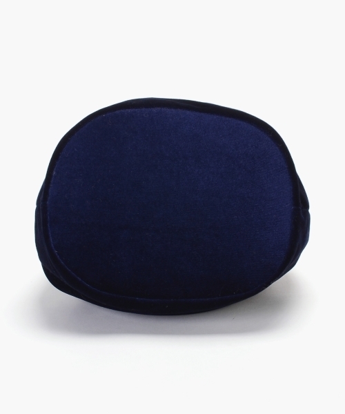 le.coeur blanc（ルクールブラン）の「ファーチャーム付きベロア巾着（ショルダーバッグ・レディース・ネイビー/ライトグレー・FREE）」の11枚目の写真