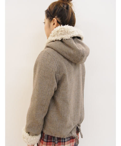 mystic（ミスティック）の「フードボアショートコート（その他アウター・レディース・モカ・ﾌﾘ-）」の3枚目の写真