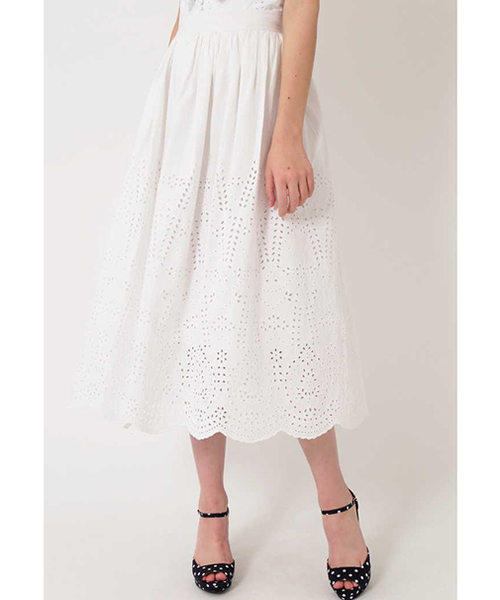 JILL STUART(ジルスチュアート)の「インディアエンブロイダリースカート(スカート・レディース・ホワイト/ネイビー・2/4/0)」の6枚目の写真