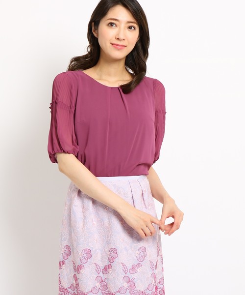 Sunauna(スーナウーナ)の「【洗える】レイヤードプリーツプルオーバー(Tシャツ/カットソー・レディース・ライトグレー/ネイビー/オフホワイト/ピンク/グリーン・40/38/34)」の1枚目の写真