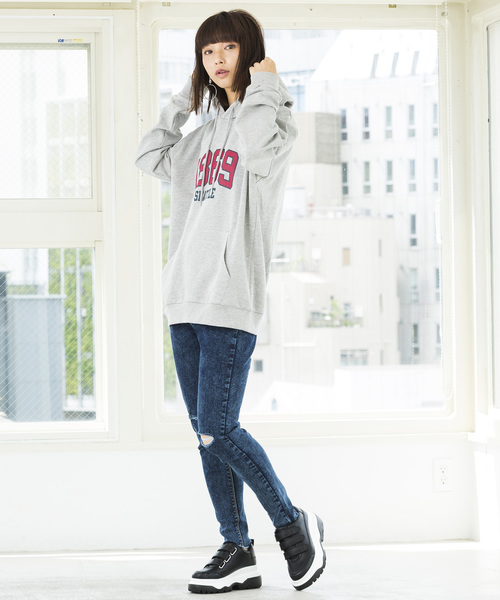 WEGO(ウィゴー)の「WEGO/カレッジロゴプリントパーカー(パーカー・レディース・ダークグリーン/マスタード/杢グレー/ワイン・FREE)」の20枚目の写真