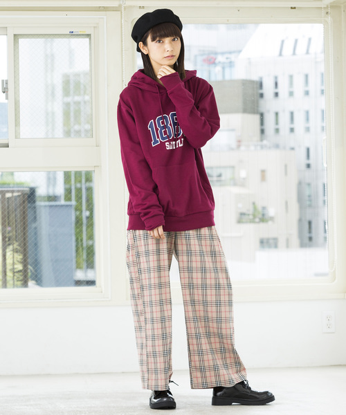 WEGO(ウィゴー)の「WEGO/カレッジロゴプリントパーカー(パーカー・レディース・ダークグリーン/マスタード/杢グレー/ワイン・FREE)」の11枚目の写真