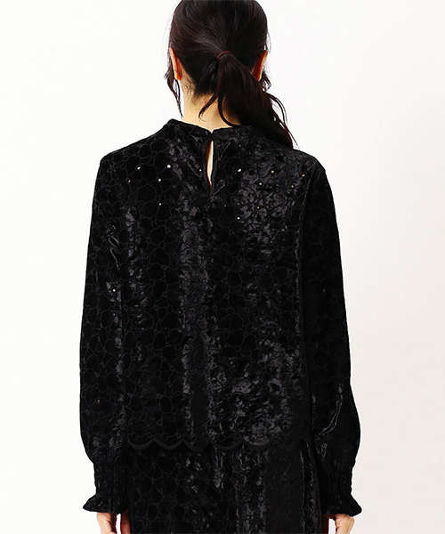 COMME CA ISM（コムサイズム）の「ベロア 刺繍レース カットソーブラウス（シャツ/ブラウス・レディース・ブラック/ブルー/ワイン・SMALL/MEDIUM/LARGE/X-LARGE）」の11枚目の写真