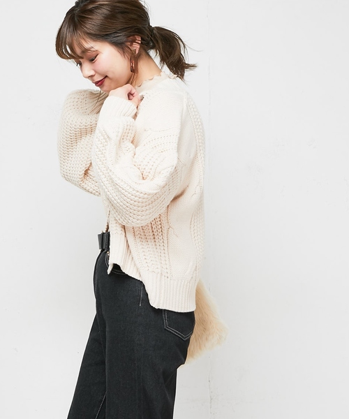 natural couture（ナチュラルクチュール）の「ざっくりケーブルショートカーデ（カーディガン/ボレロ・レディース・ベージュ/ブラウン/アイボリー/レッド系その他・FREE）」の5枚目の写真