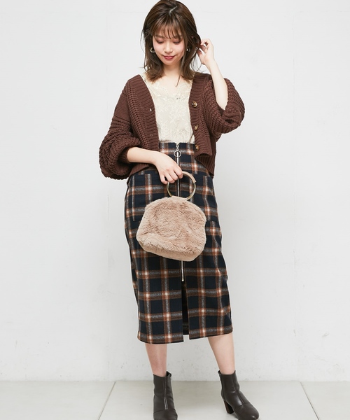 natural couture（ナチュラルクチュール）の「ざっくりケーブルショートカーデ（カーディガン/ボレロ・レディース・ベージュ/ブラウン/アイボリー/レッド系その他・FREE）」の22枚目の写真