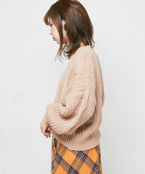 natural couture（ナチュラルクチュール）の「ざっくりケーブルショートカーデ（カーディガン/ボレロ・レディース・ベージュ/ブラウン/アイボリー/レッド系その他・FREE）」の12枚目の写真