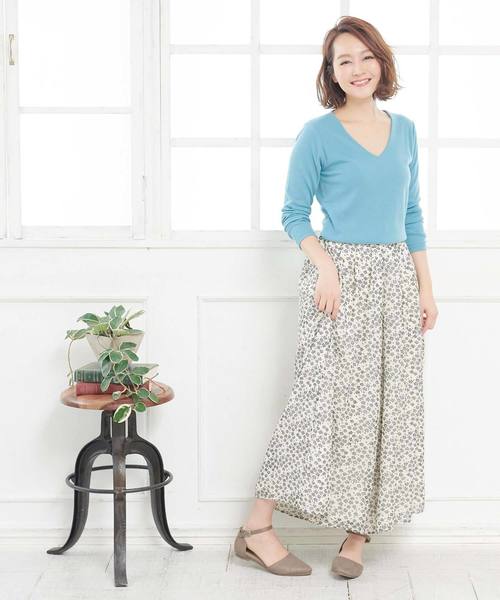 KOBE LETTUCE（コウベレタス）の「アンクルストラップサイドカットフラットポインテッドトゥパンプス（パンプス・レディース・ベージュ/グレー/サックスブルー/ライム/レッド/ブラック/ラベンダー/ブルー系その他・L/LL/M/S）」の21枚目の写真