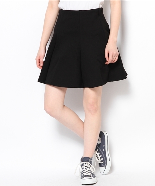 Ray BEAMS（レイビームス）の「◎Ray BEAMS / カットフレアースカート（スカート・レディース・ブラック/ブルー/ライトグレー・1/0）」の2枚目の写真