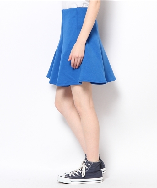 Ray BEAMS（レイビームス）の「◎Ray BEAMS / カットフレアースカート（スカート・レディース・ブラック/ブルー/ライトグレー・1/0）」の7枚目の写真