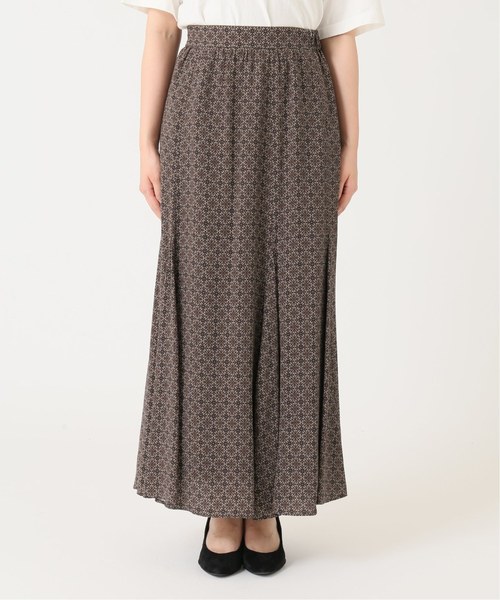 journal standard L'essage（ジャーナルスタンダードレサージュ）の「オーナメントプリントスカート◆（スカート・レディース・ベージュ/カーキ・FREE）」の16枚目の写真