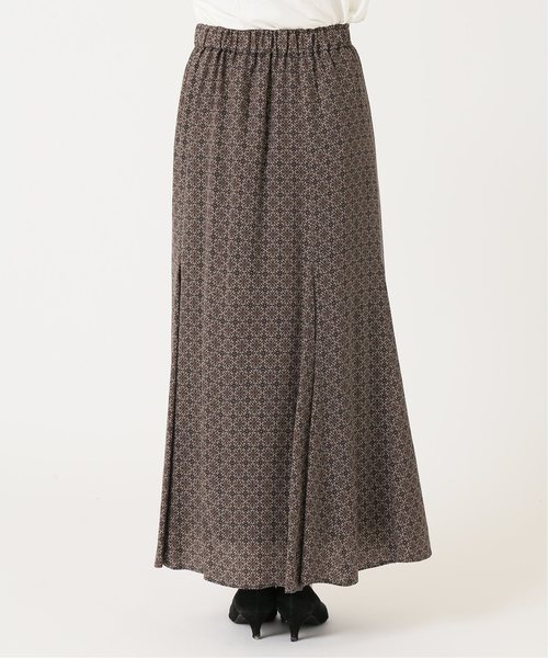 journal standard L'essage（ジャーナルスタンダードレサージュ）の「オーナメントプリントスカート◆（スカート・レディース・ベージュ/カーキ・FREE）」の18枚目の写真