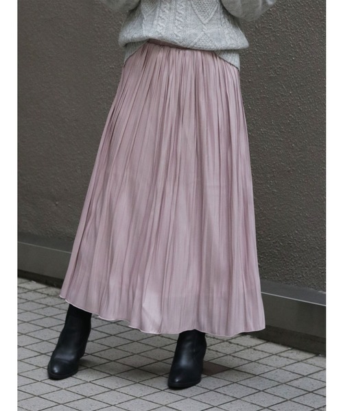 vingtrois(バントロア)の「【vingtrois】ランダムシャイニーサテンプリーツスカート(スカート・レディース・ブラック/キャメル/ピンク系その他/グレイッシュベージュ・M)」の2枚目の写真