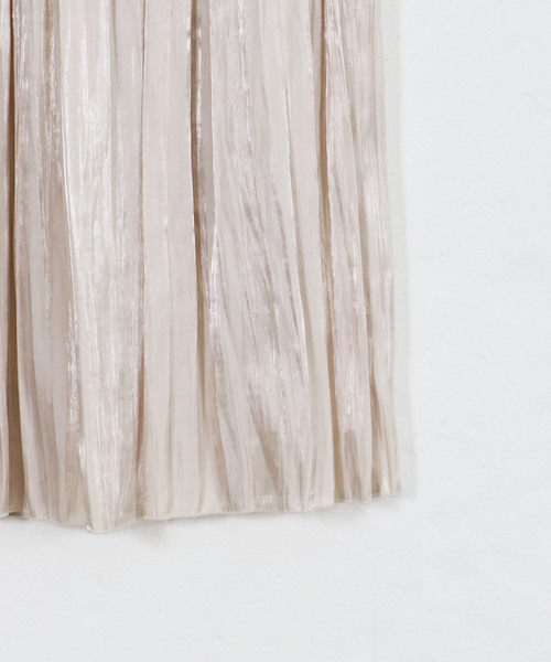 vingtrois(バントロア)の「【vingtrois】ランダムシャイニーサテンプリーツスカート(スカート・レディース・ブラック/キャメル/ピンク系その他/グレイッシュベージュ・M)」の12枚目の写真