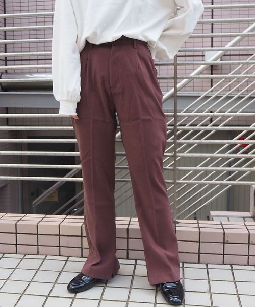 tiptop(ティップトップ)の「【web限定アイテム】センタープレススリットパンツ(スラックス)」|ダークブラウン