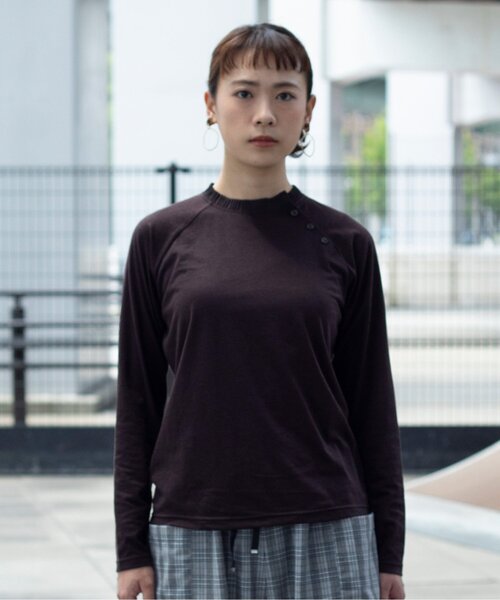 MEAN NUNA�i�~�[���k�i�j�́u�v���[�c�l�b�NT�V���c�iT�V���c/�J�b�g�\�[�j�v�b�u���E��