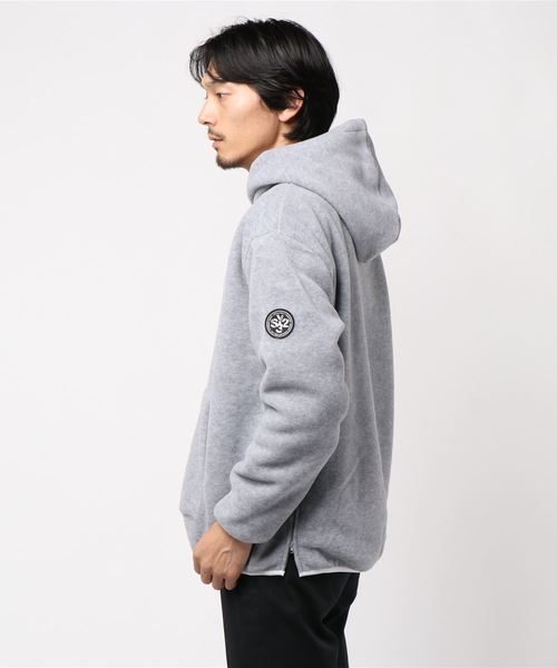SY32 by SWEET YEARS(エスワイサーティトゥバイスィートイヤーズ)の「【73】【SY32 by SWEET YEARS】POLARTEC REVERSIBLE HOODIE(パーカー・メンズ・ブラック/グレー・LARGE/SMALL/MEDIUM/X-LARGE)」の7枚目の写真