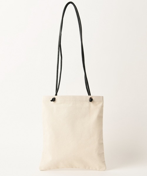 one after another NICE CLAUP（ワンアフターアナザーナイスクラップ）の「合皮紐ロゴトート（トートバッグ・レディース・アイボリー/グレー/ブラウン・FREE）」の6枚目の写真