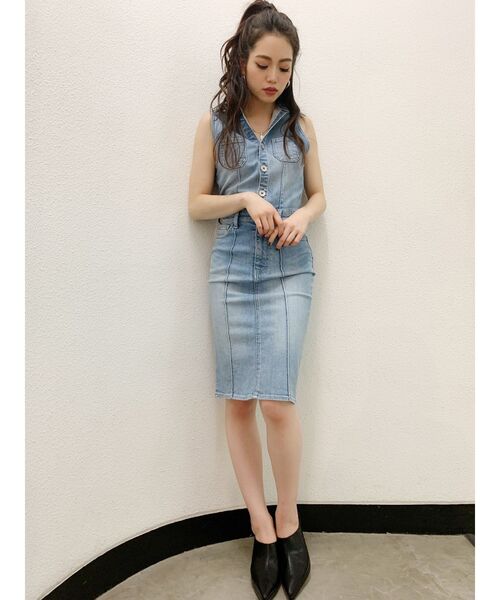 GYDA（ジェイダ）の「ノースリーブデニムタイトワンピ